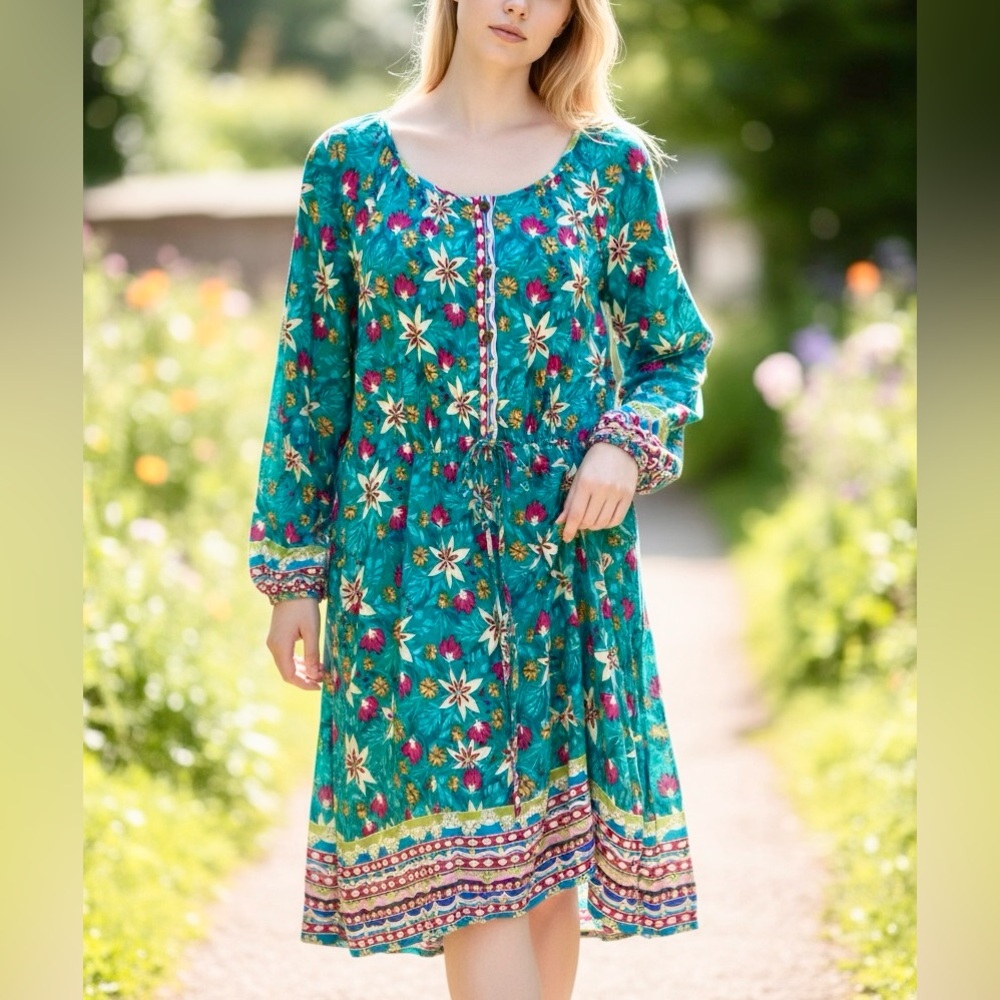 NEW SUNSHINE & RODEOS Floral Print  Dress